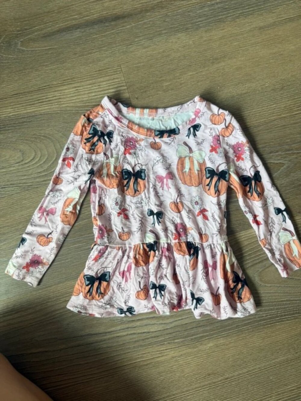 Posh peanut Halloween theme bow pumpkin peplum top 6-12m